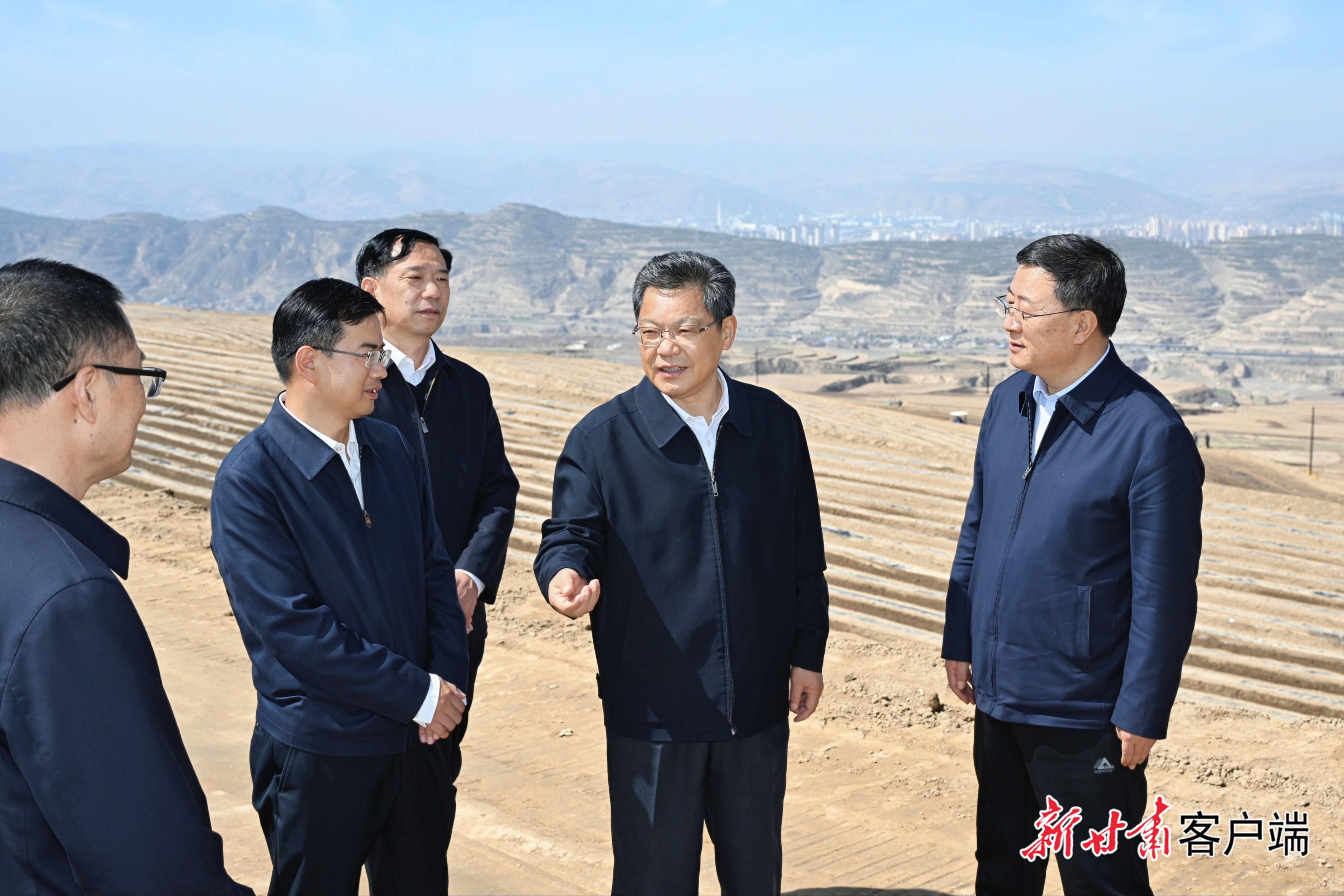 任振鹤在陇西县漳县调研